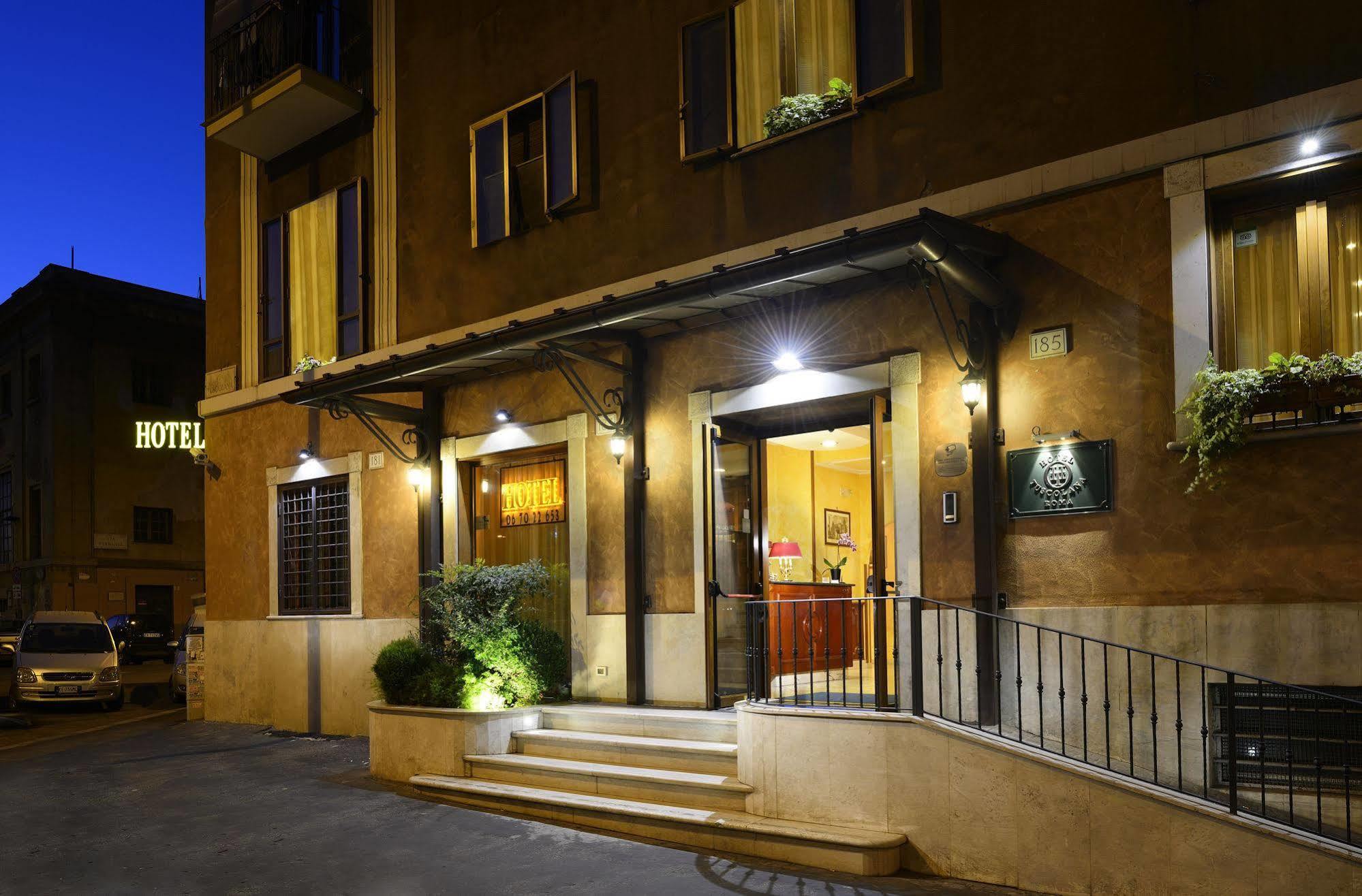 רומא Hotel Tuscolana מראה חיצוני תמונה